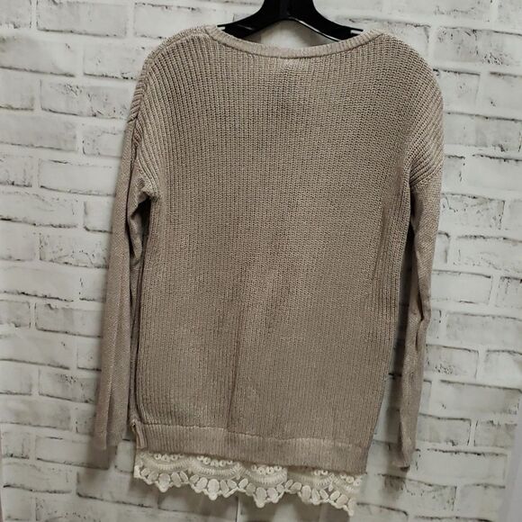 Loft top  - Picture 3 of 3